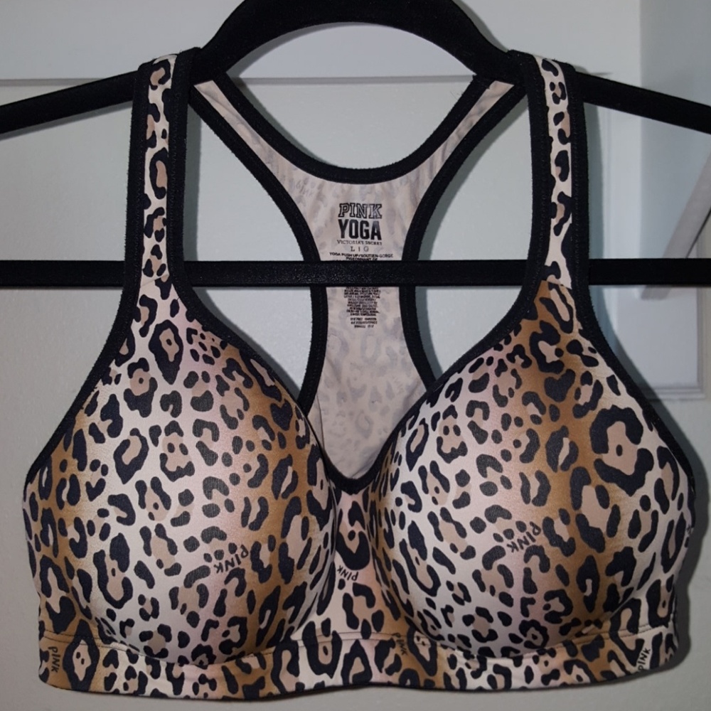 VS Pink Yoga Bra
